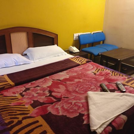 Hotel Skyland Bangalore Bagian luar foto