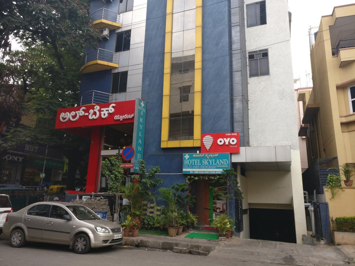 Hotel Skyland Bangalore Bagian luar foto