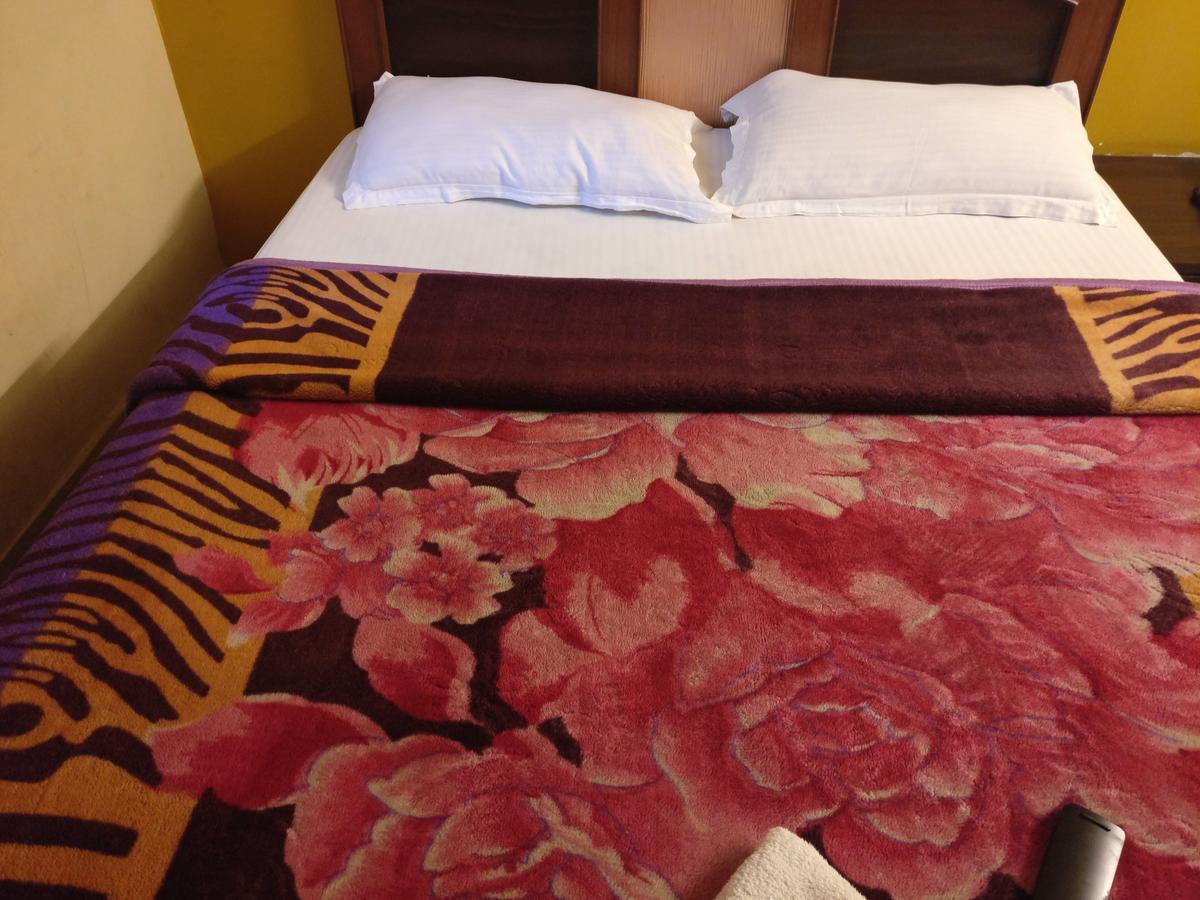 Hotel Skyland Bangalore Bagian luar foto