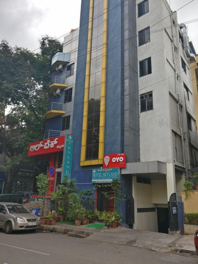Hotel Skyland Bangalore Bagian luar foto