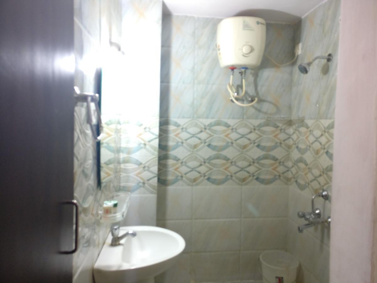 Hotel Skyland Bangalore Bagian luar foto